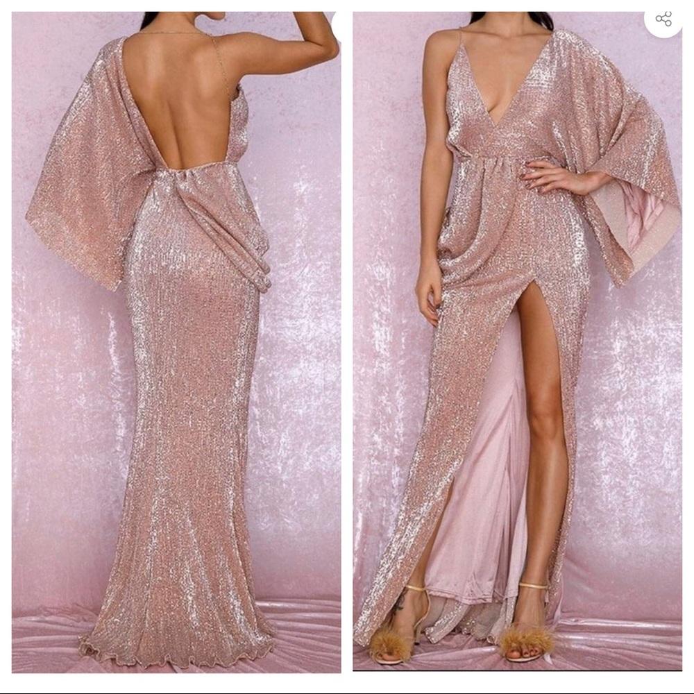 Jessica Bara rose gold gown